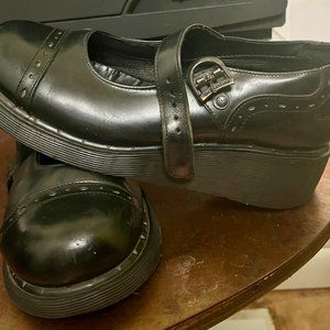 Vintage Dr. Martens wedge platform Mary Janes sz UK6/US8 - Docs Made In England!